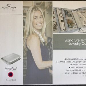 Closette-Too Portfolio Travel Jewelry case